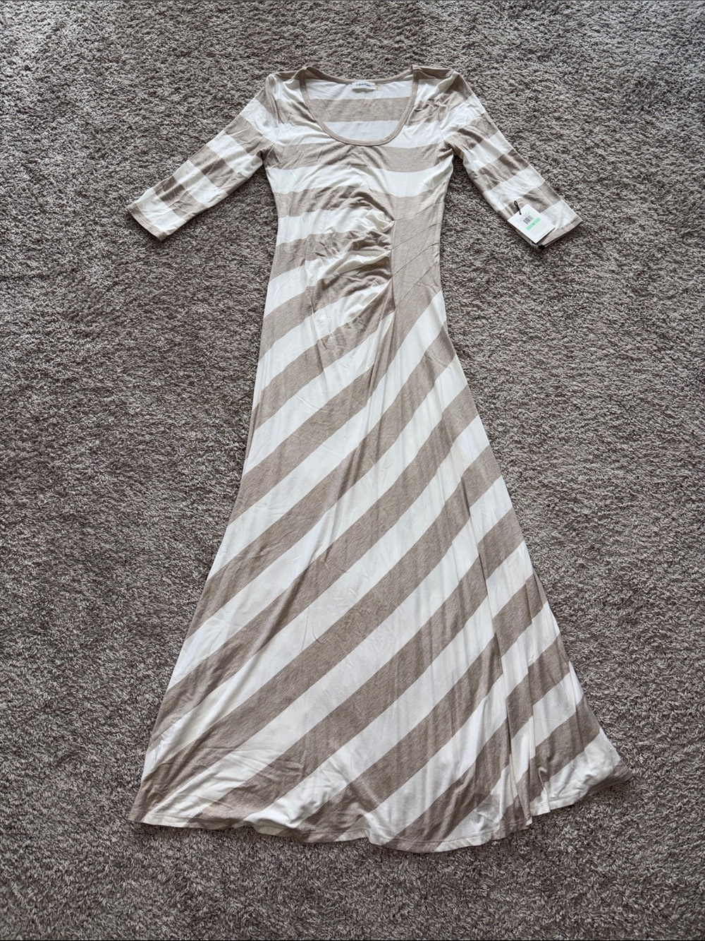 Striped Scoop Neck Maxi Dress in Beige and White.